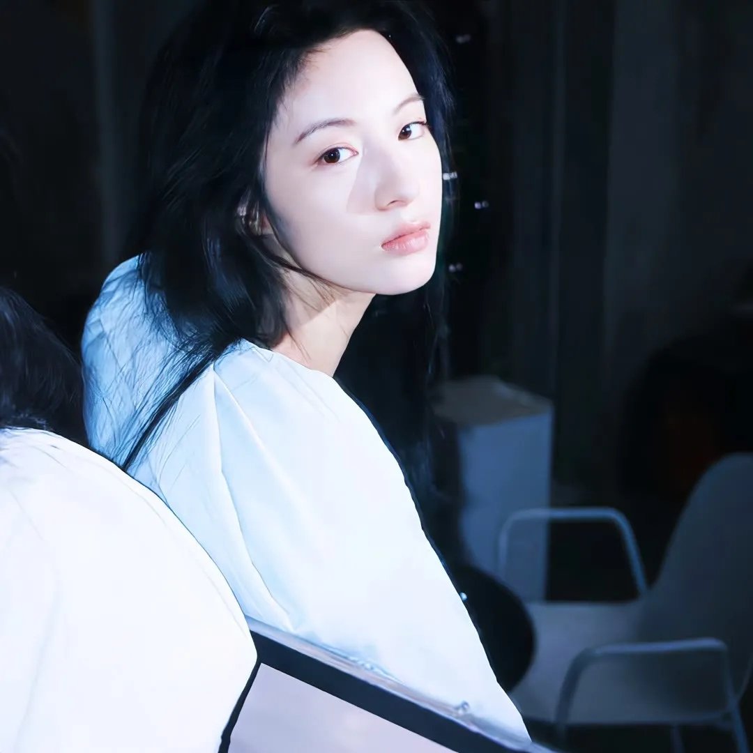 倾城歌手